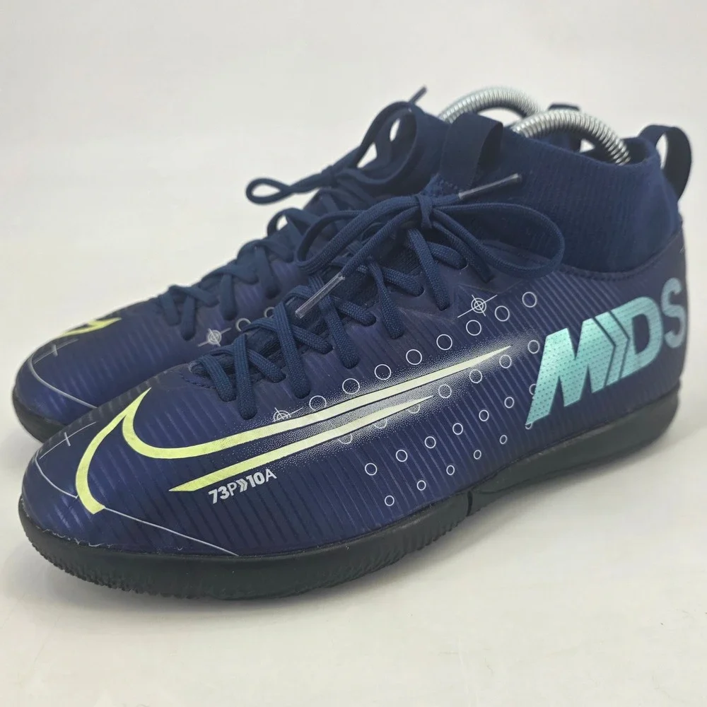 NIKE MERCURIQL SUPERFLY 7 ACADEMY MDS SOCCER SHOES KIDS SIZE 5.5Y WOMENS 7 BLUE